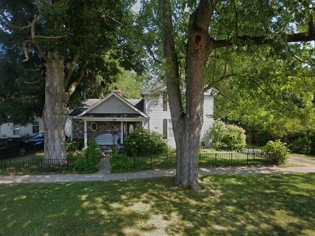 House image located at Lansing, MI 48912