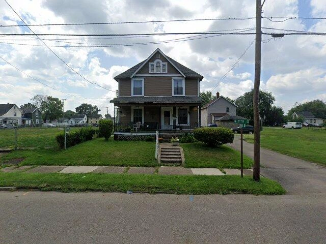 House image located at Canton, OH 44707