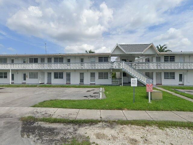 House image located at Miami, FL 33169