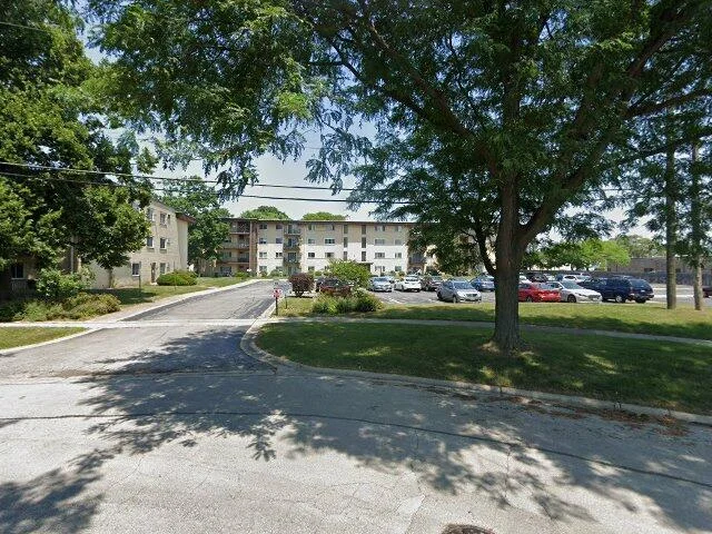 House image located at Arlington Heights, IL 60005