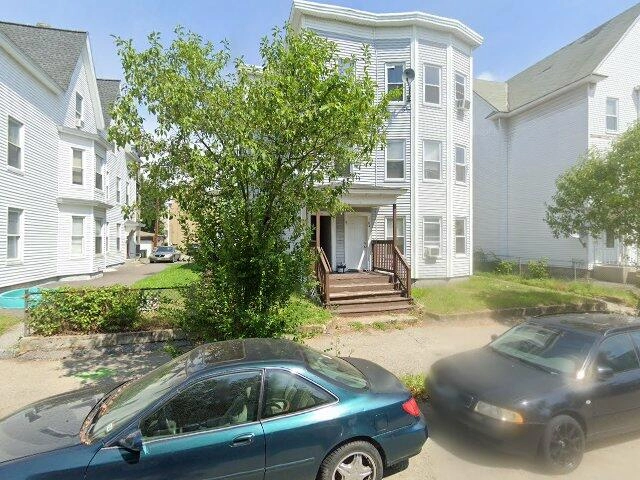 House image located at Manchester, NH 03103