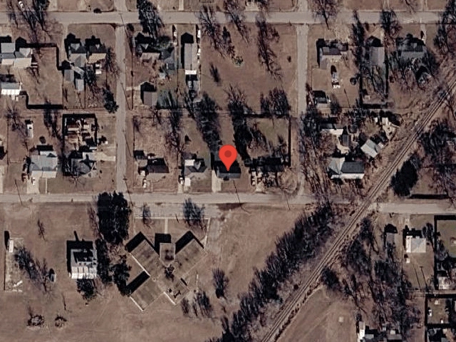 House image located at Chickasha, OK 73018