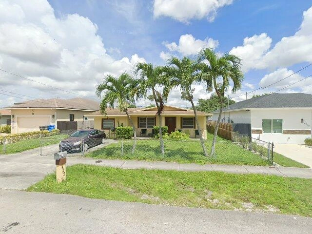 House image located at Hollywood, FL 33023