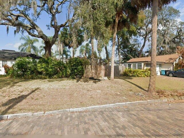 House image located at Plant City, FL 33563