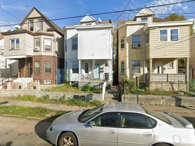 House image located at Paterson, NJ 07514