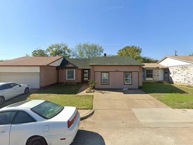 House image located at Grand Prairie, TX 75052