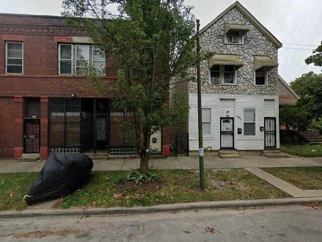 House image located at Chicago, IL 60628