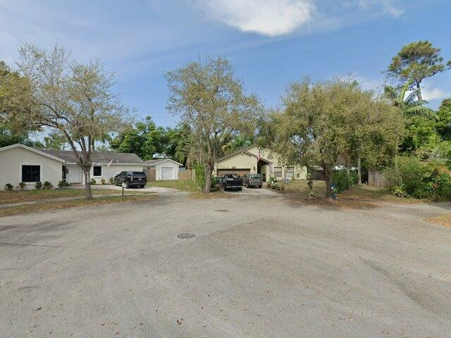 House image located at Miami, FL 33157