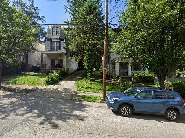 House image located at Cincinnati, OH 45220