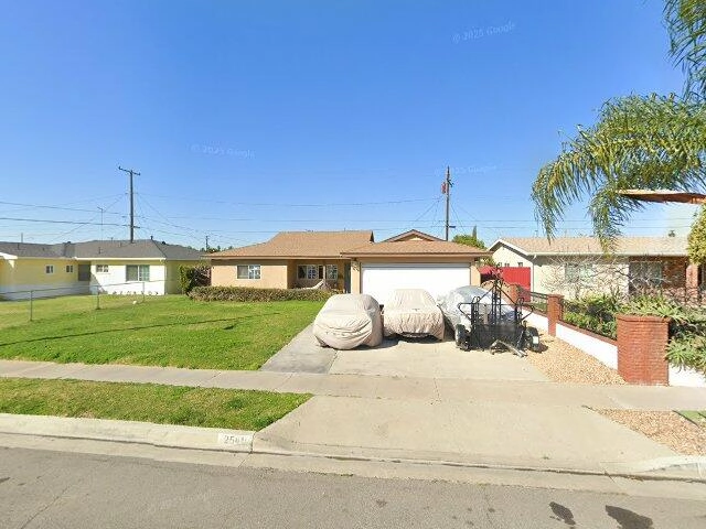 House image located at Anaheim, CA 92801