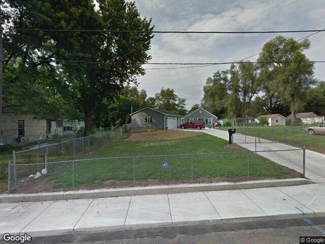 House image located at Peoria, IL 61605