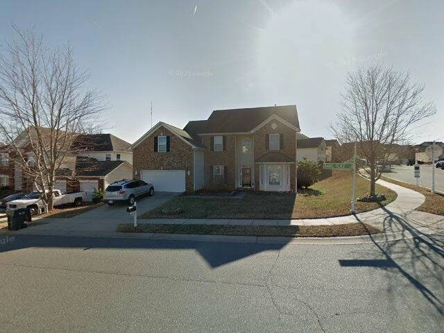 House image located at Charlotte, NC 28213