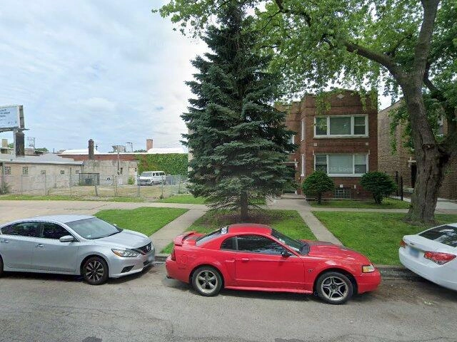 House image located at Chicago, IL 60619