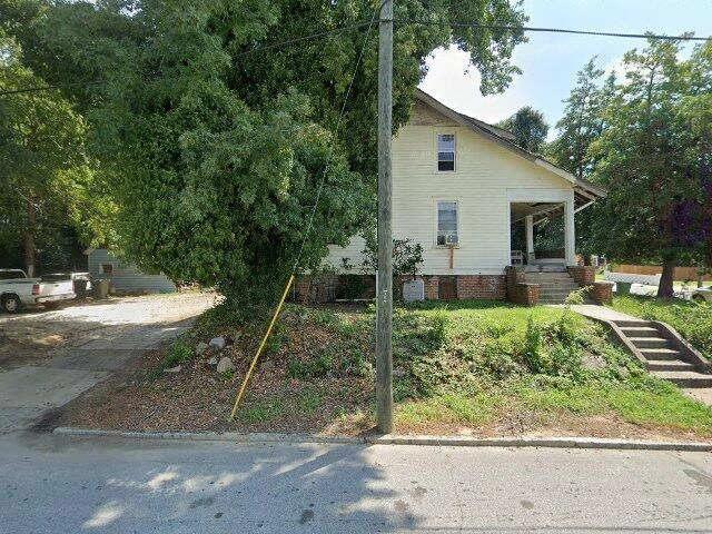 House image located at Clinton, SC 29325