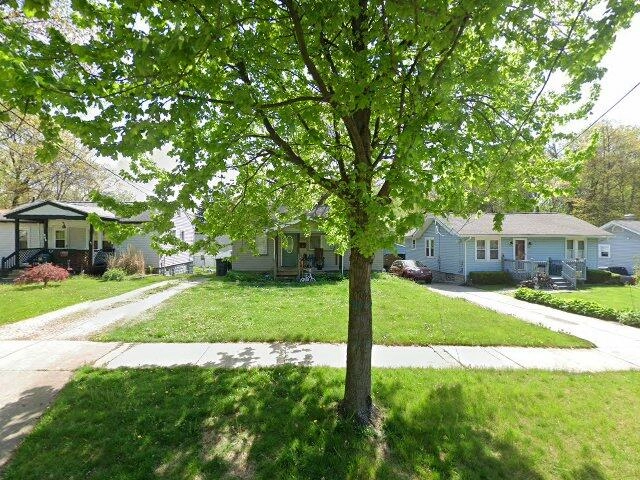 House image located at Akron, OH 44305