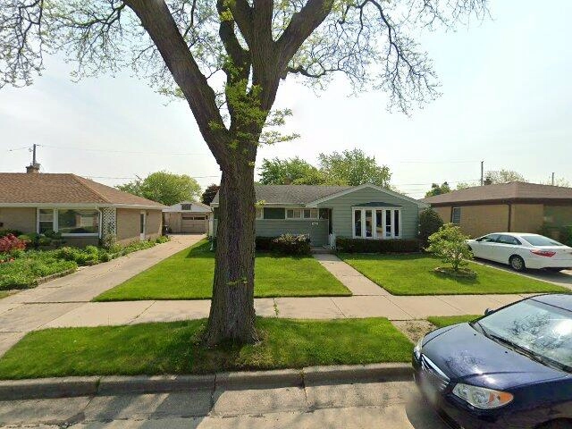 House image located at Racine, WI 53404