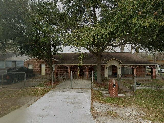 House image located at Houston, TX 77022