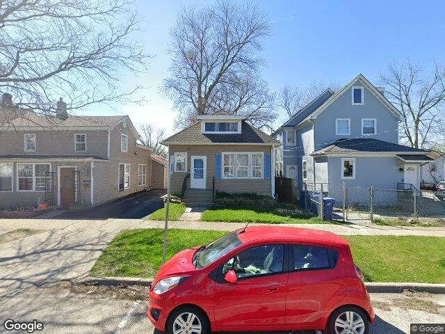 House image located at Waukegan, IL 60085