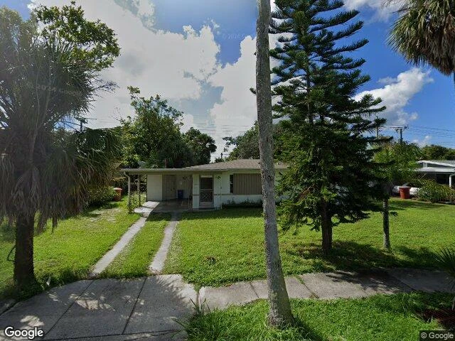 House image located at Fort Myers, FL 33901