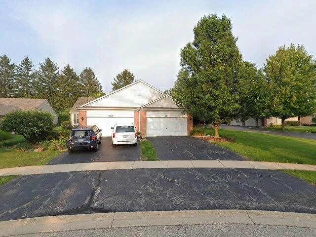 House image located at Round Lake, IL 60073