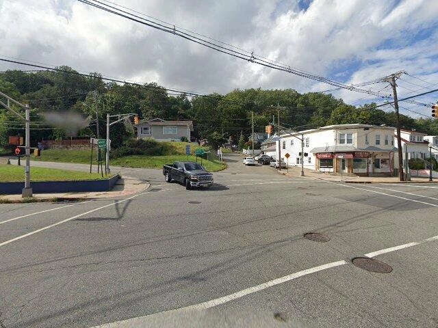 House image located at Dracut, MA 01826