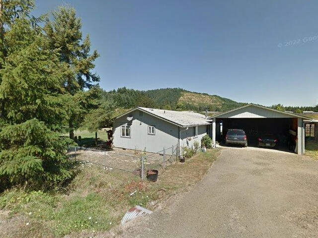 House image located at Yoncalla, OR 97499