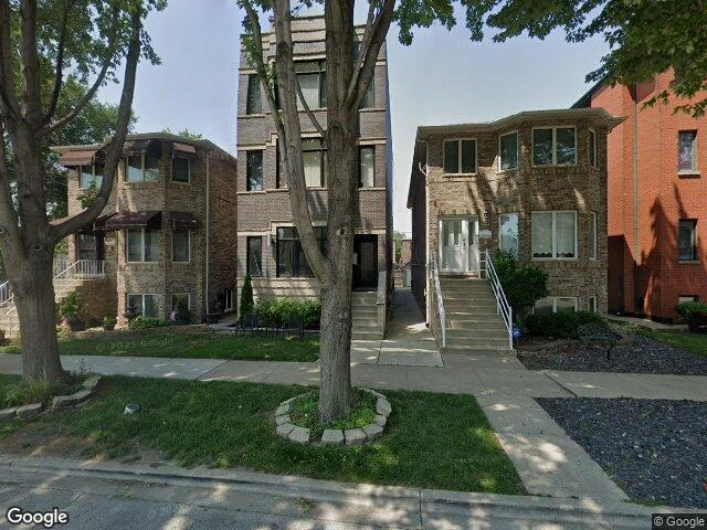 House image located at Chicago, IL 60609