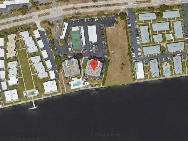 House image located at North Fort Myers, FL 33903