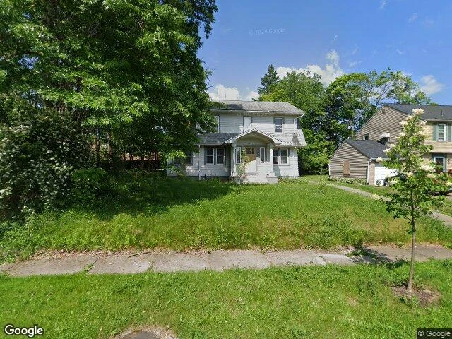 House image located at Akron, OH 44320