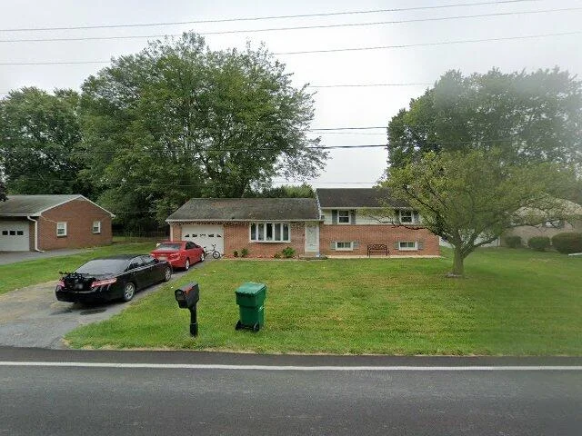 House image located at Landisville, PA 17538