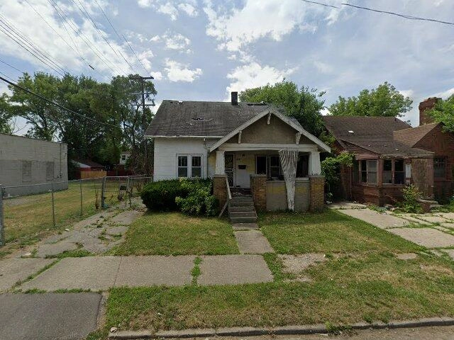 House image located at Highland Park, MI 48203