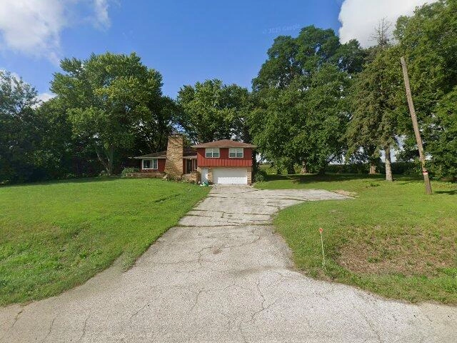 House image located at Mchenry, IL 60051