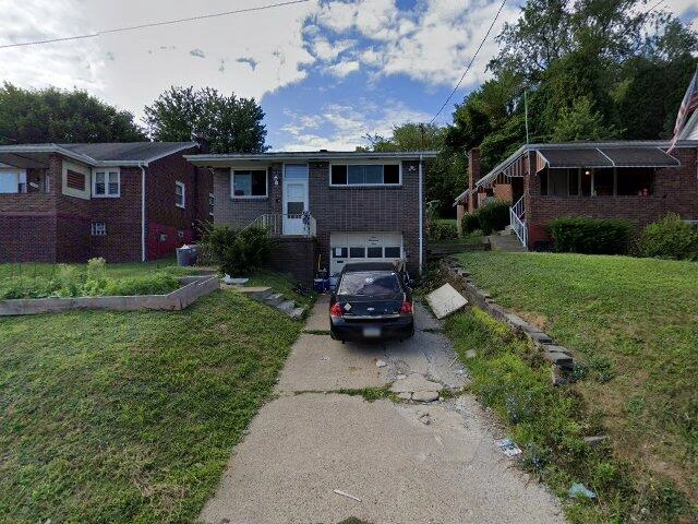 House image located at Clairton, PA 15025