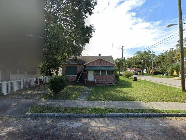 House image located at Saint Petersburg, FL 33701