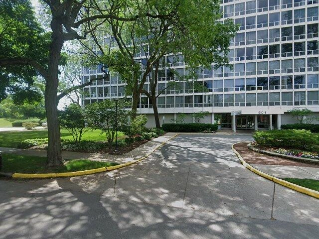 House image located at Chicago, IL 60616