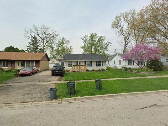 House image located at West Chicago, IL 60185