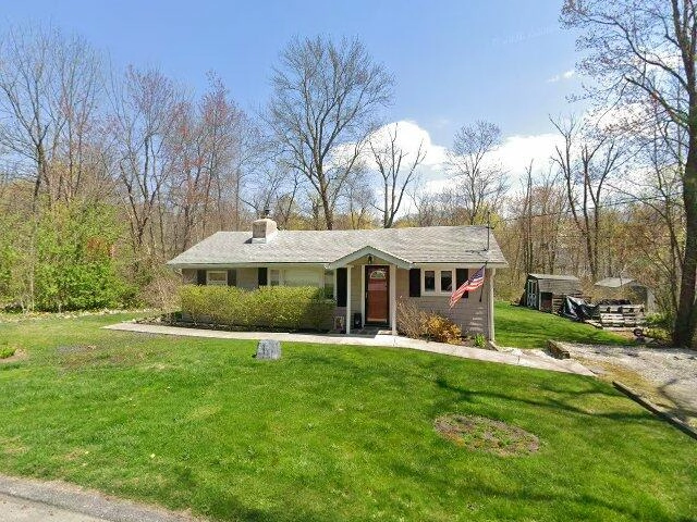 House image located at Highland Lakes, NJ 07422
