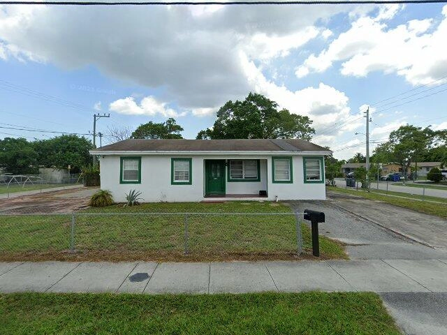 House image located at Hollywood, FL 33023