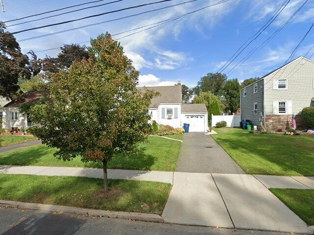House image located at Hackensack, NJ 07601