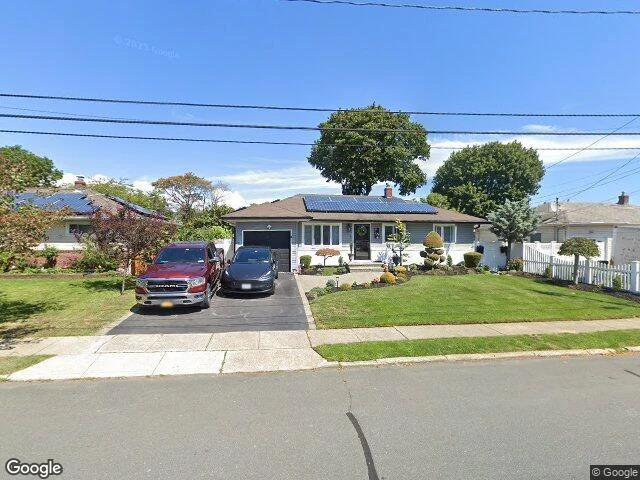 House image located at Lindenhurst, NY 11757