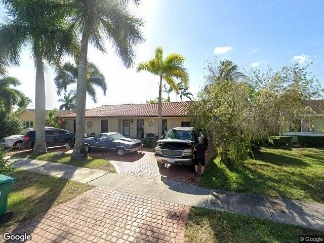 House image located at Miami, FL 33175