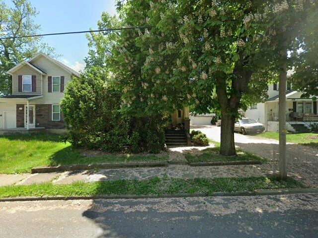 House image located at Akron, OH 44306