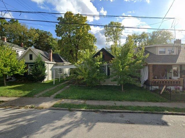 House image located at Latonia, KY 41015