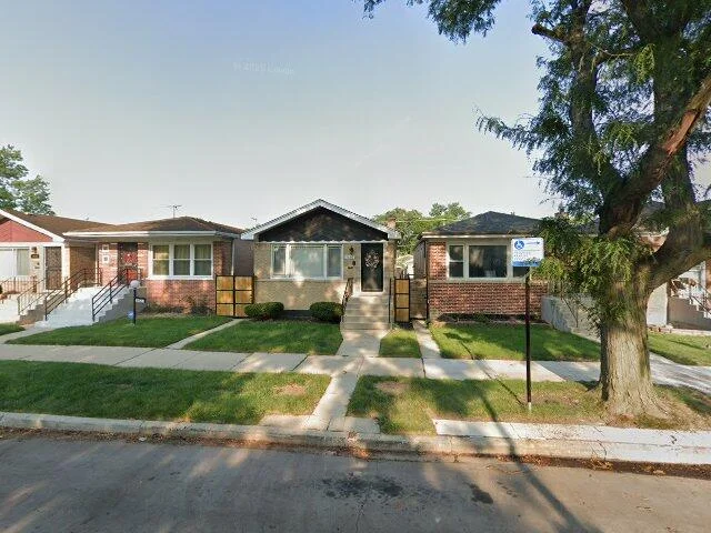 House image located at Chicago, IL 60620