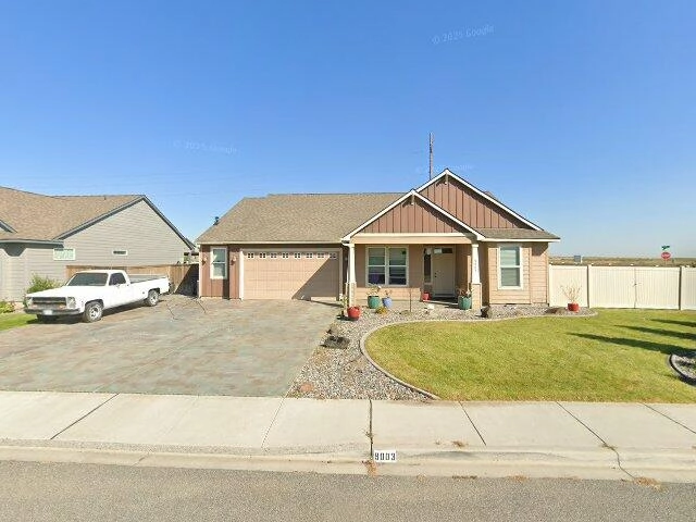 House image located at Pasco, WA 99301