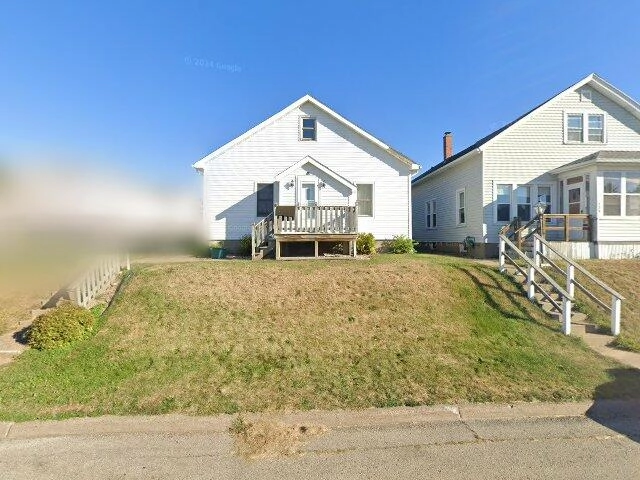 House image located at Dubuque, IA 52001