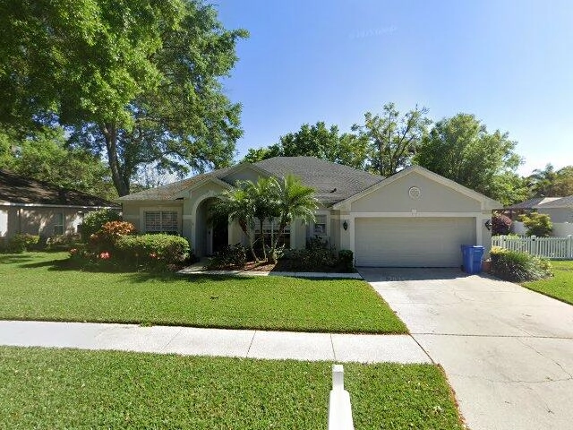 House image located at Valrico, FL 33594