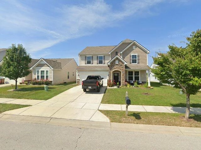 House image located at Columbus, IN 47201