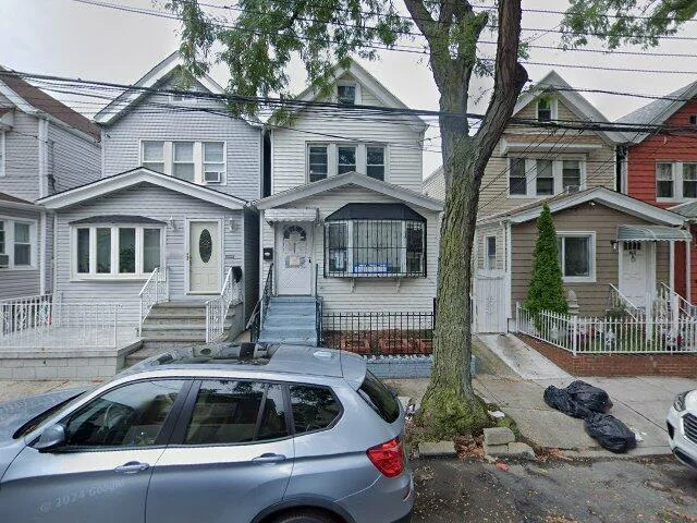 House image located at Woodhaven, NY 11421