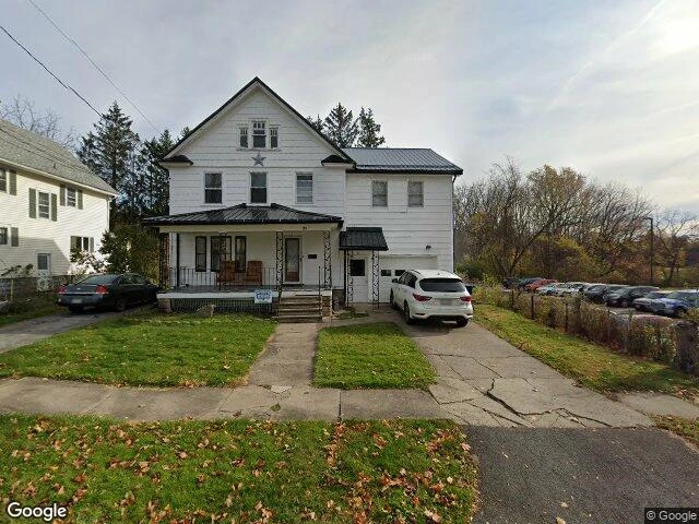 House image located at Newark, NY 14513